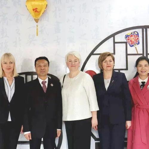 重庆八中校长爆料新闻,揭秘校园内幕与教育真相 第3张 重庆八中校长爆料新闻,揭秘校园内幕与教育真相 第3张